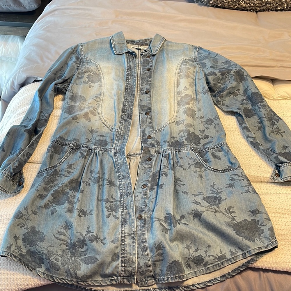 American eagle denim dress shirt